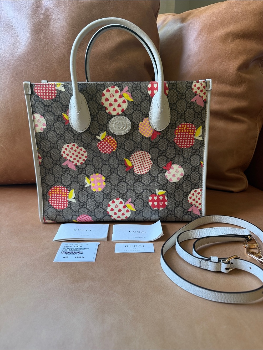 Gucci GG Logo Supreme Les Pommes Apple Heart Tote w/ Shoulder Strap